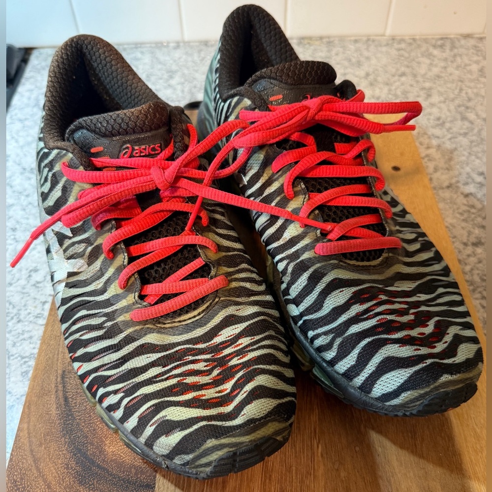ASICS | Women’s Zebra Pattern Running Shoes w/Gel Quantum 360 Technology, Size 9